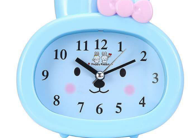创意小兔子闹钟 学生床头台钟 儿童可爱卡通礼品时钟